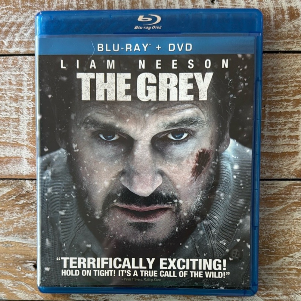 🫣The Grey🫣 Movie Blu-ray & DVD & Digital Copy, Liam Neeson, Like New